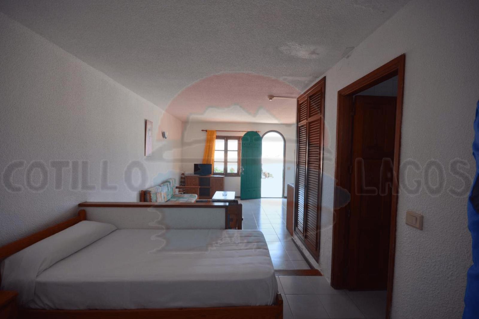 Cotillo Lagos 18/50