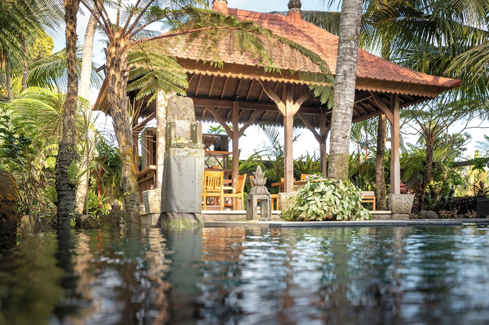 Prabhu Ubud Villa 13/37