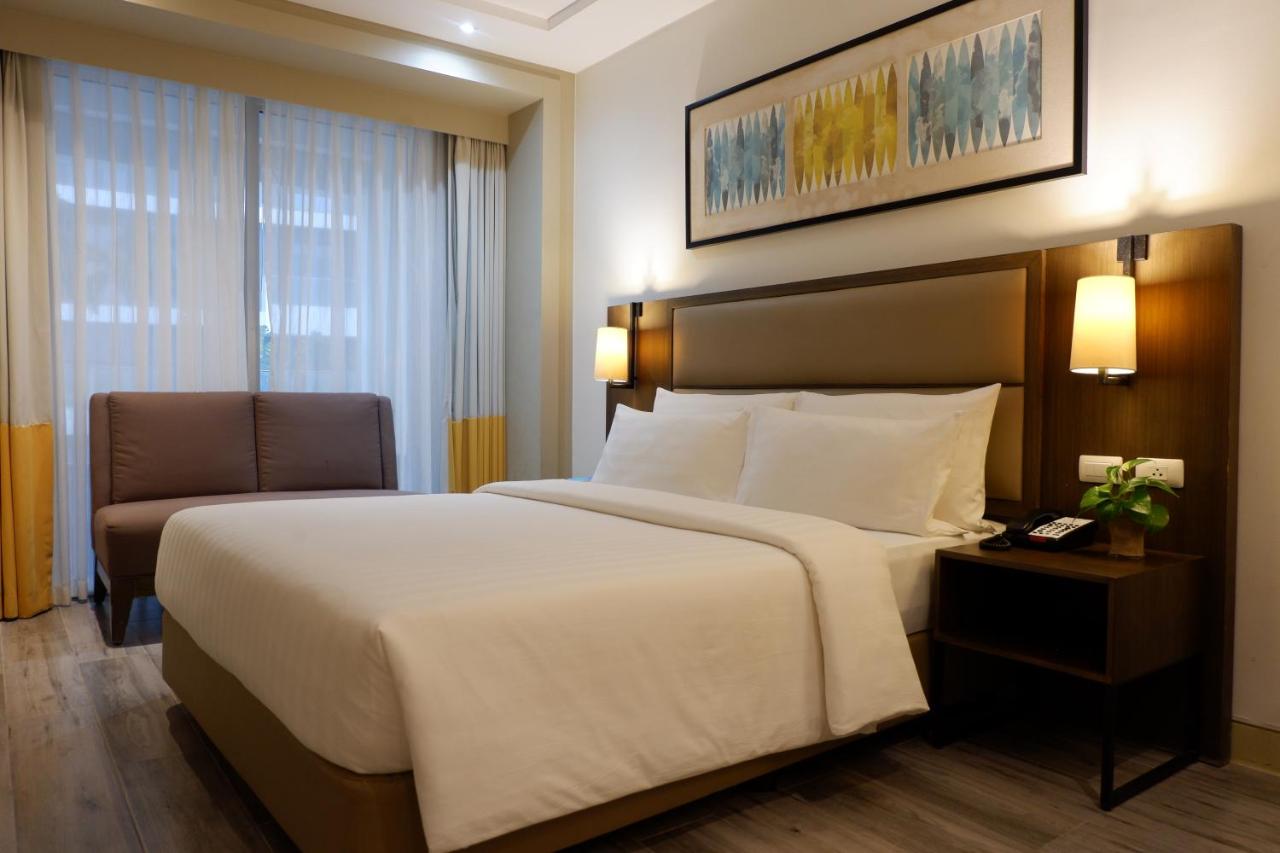 MCollection - Stay Near Private Beach in Boracay 23/52