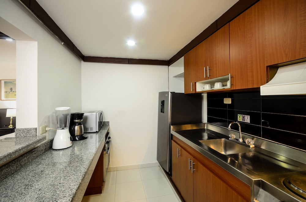 TRAVELERS APARTAMENTOS Y SUITES CONDOMINIOPLENITUD 41/67