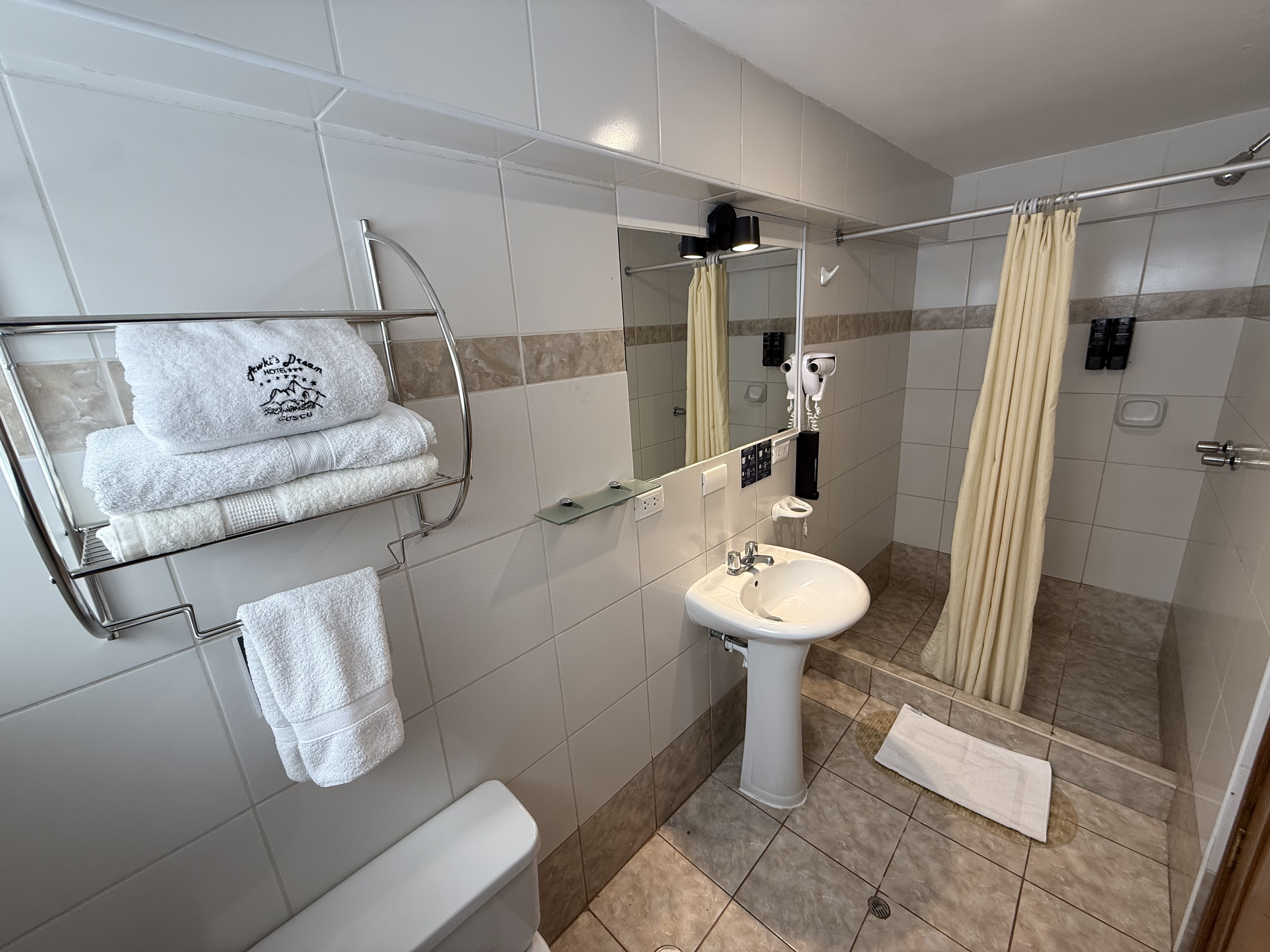 AWKIS DREAM HOTEL 44/44