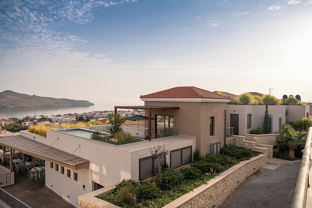 Caldera Village 6/60
