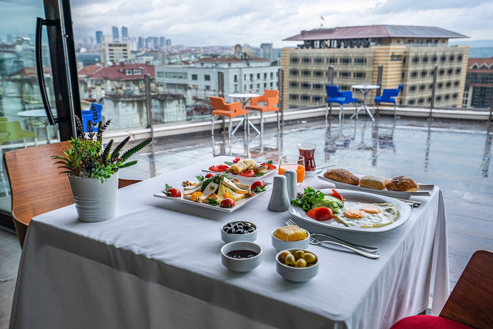 Point Hotel Taksim 56/68