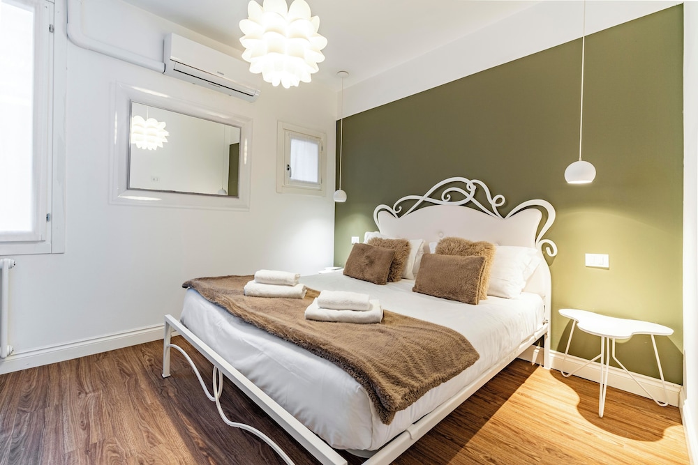 2 BEDROOMS, APARTMENT