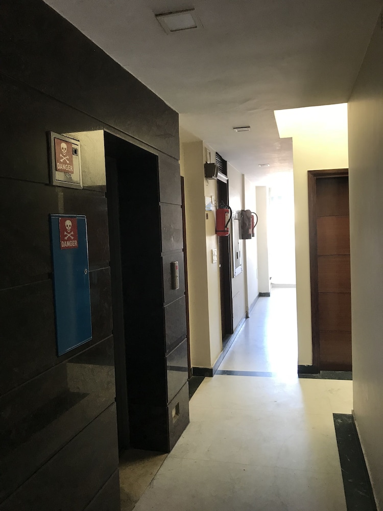 Hotel Avtar At New Delhi Railway Station 11/50