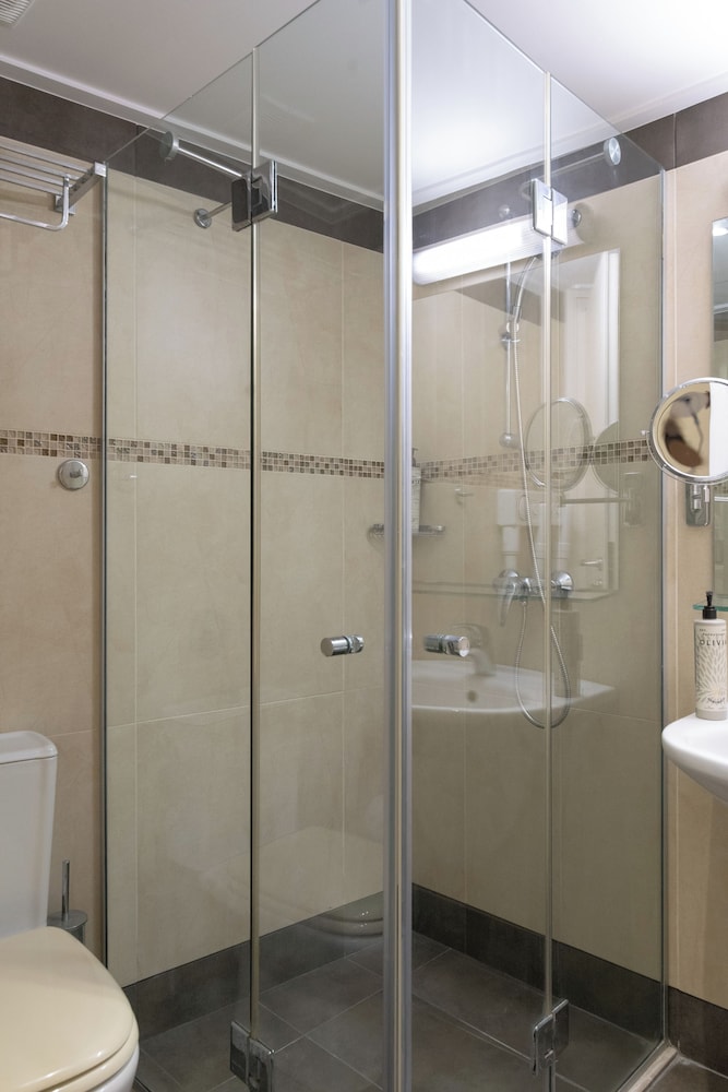 غرفة قياسية بسرير مزدوج، Almiriki Chios Rooms & Apartments 3/5