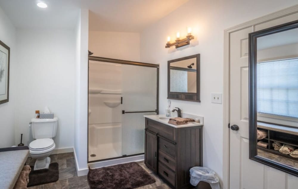 Stone Haus Bed & Breakfast 19/20