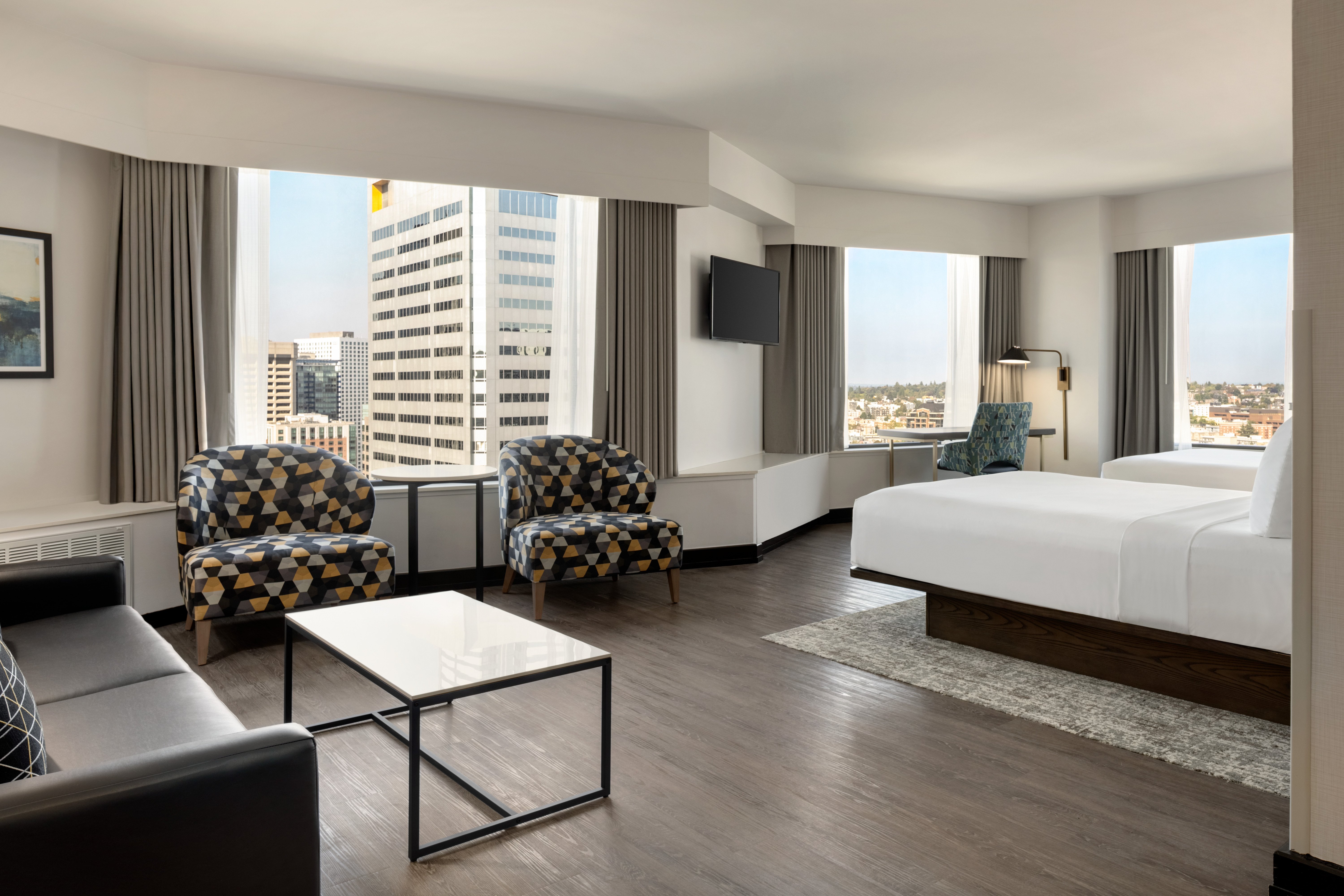 Crowne Plaza Seattle Hotel 9/80