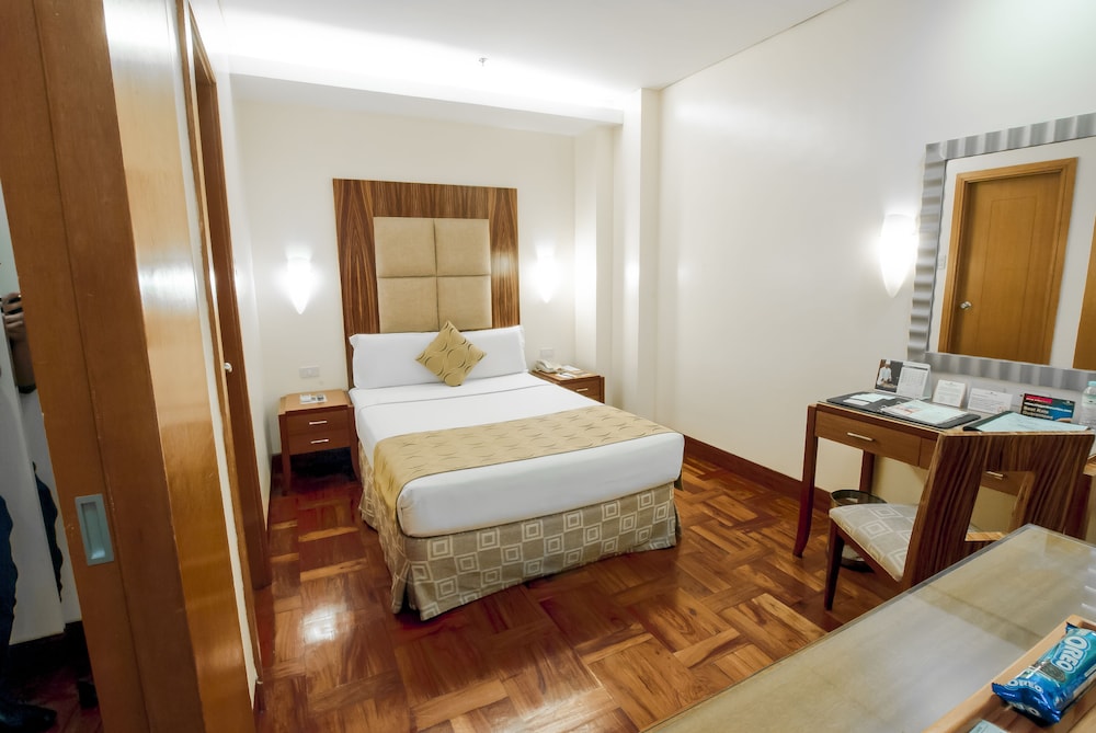 City Garden Suites Manila 31/69