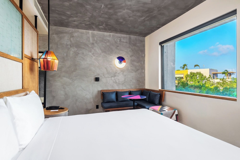 Aloft Tulum 12/50