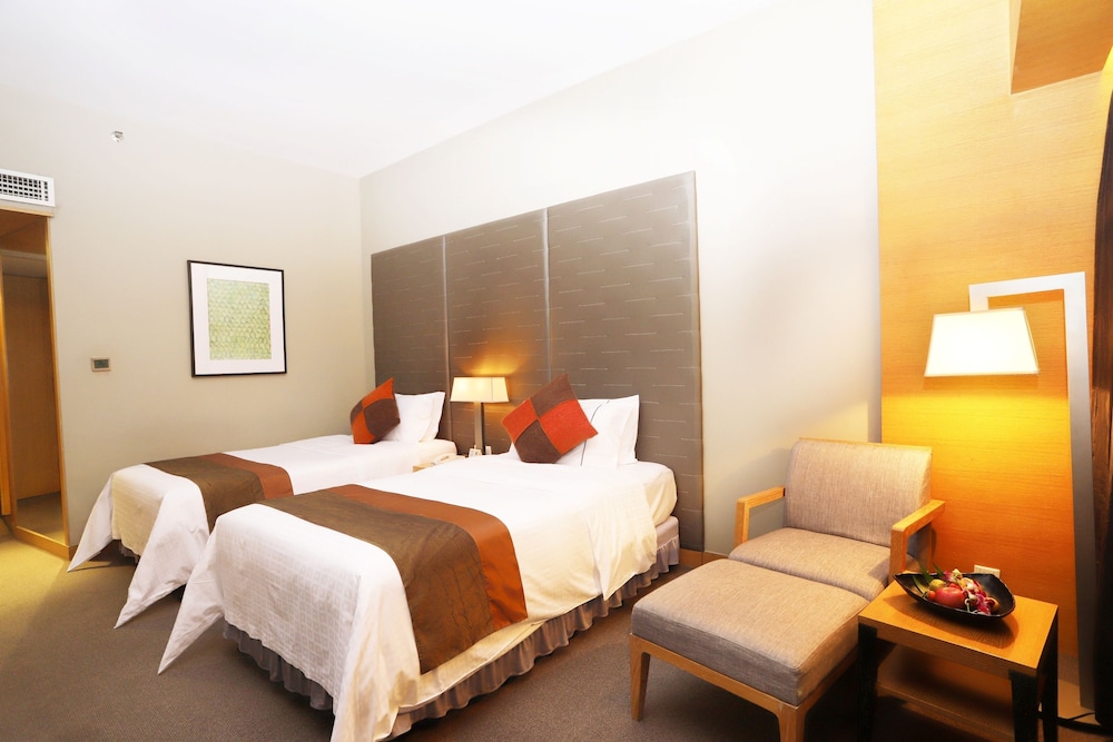 Jianguo Guangzhou Hotel 11/59