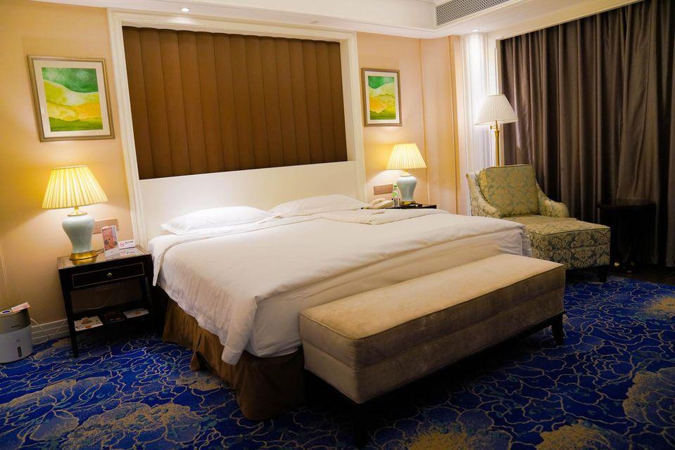 Great Wall Jianguo Hotel 12/30