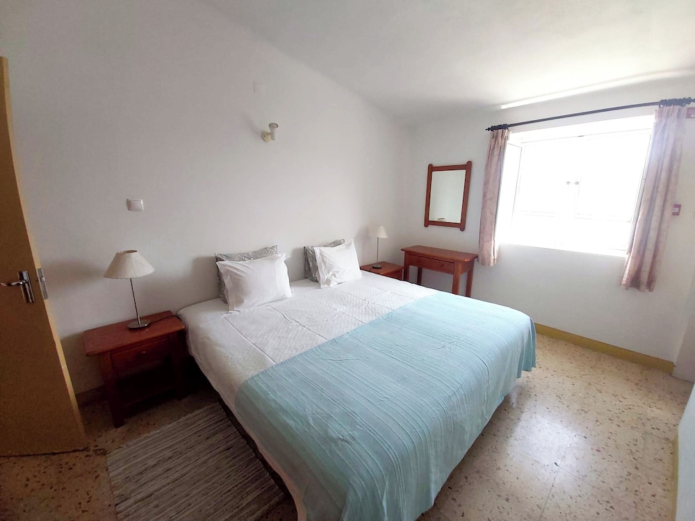 2 Bedrooms, Family, Apartment