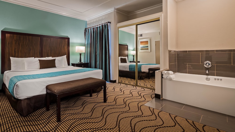 Best Western Plus Irvine Spectrum Hotel 12/33