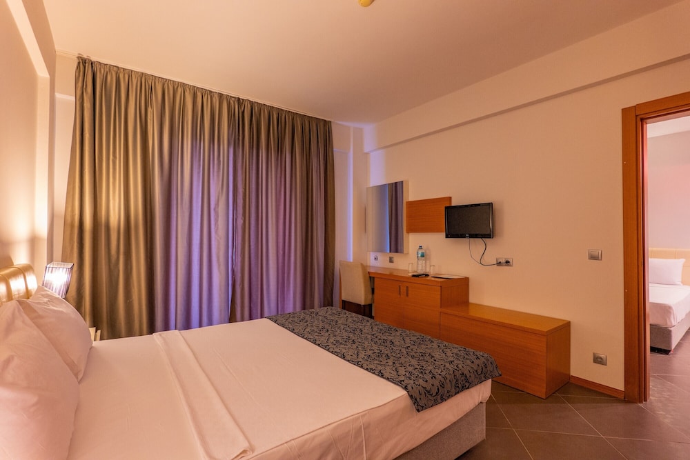 Karya Family Resort 27/88