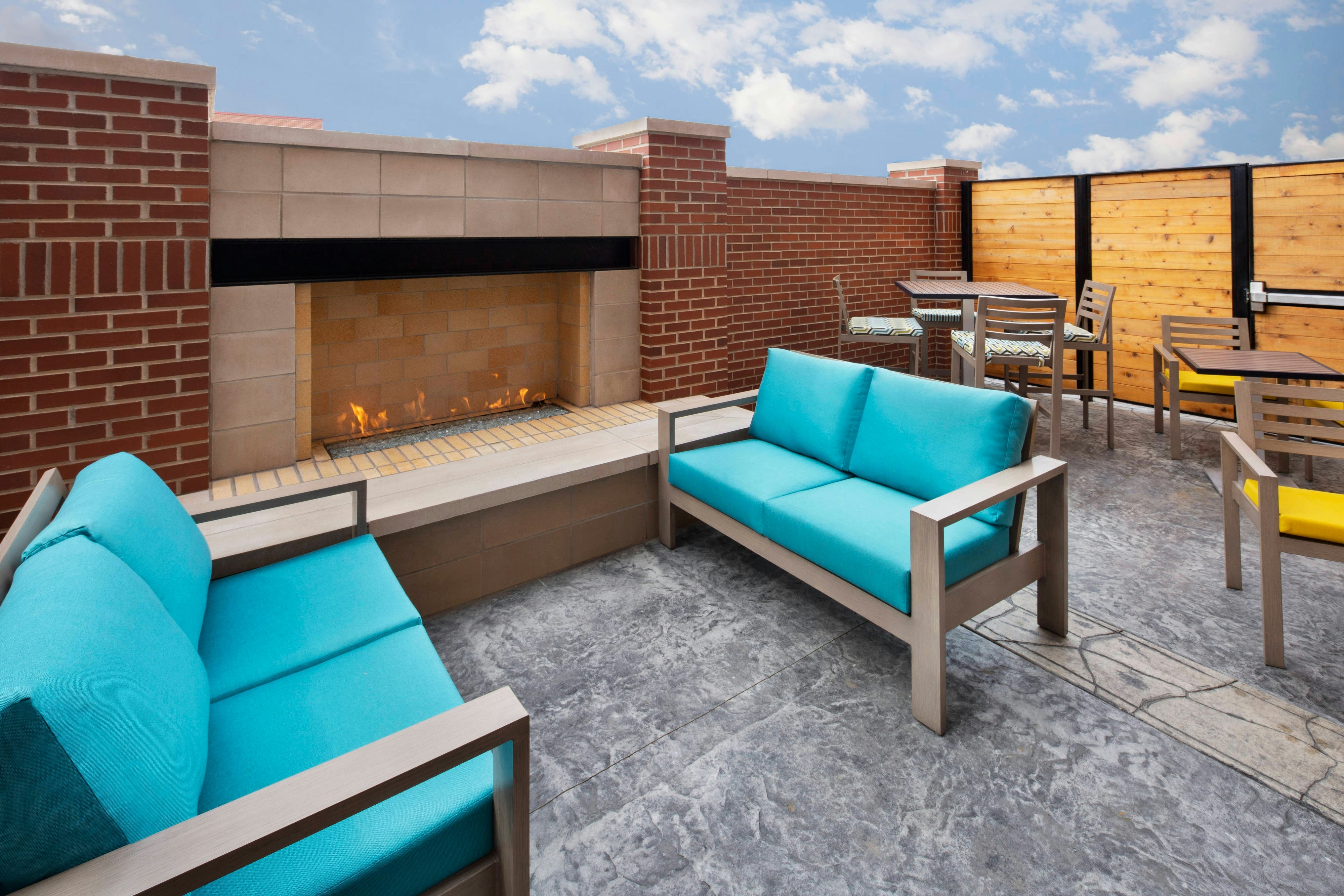 Courtyard By Marriott Cape Girardeau Downtown 26/42