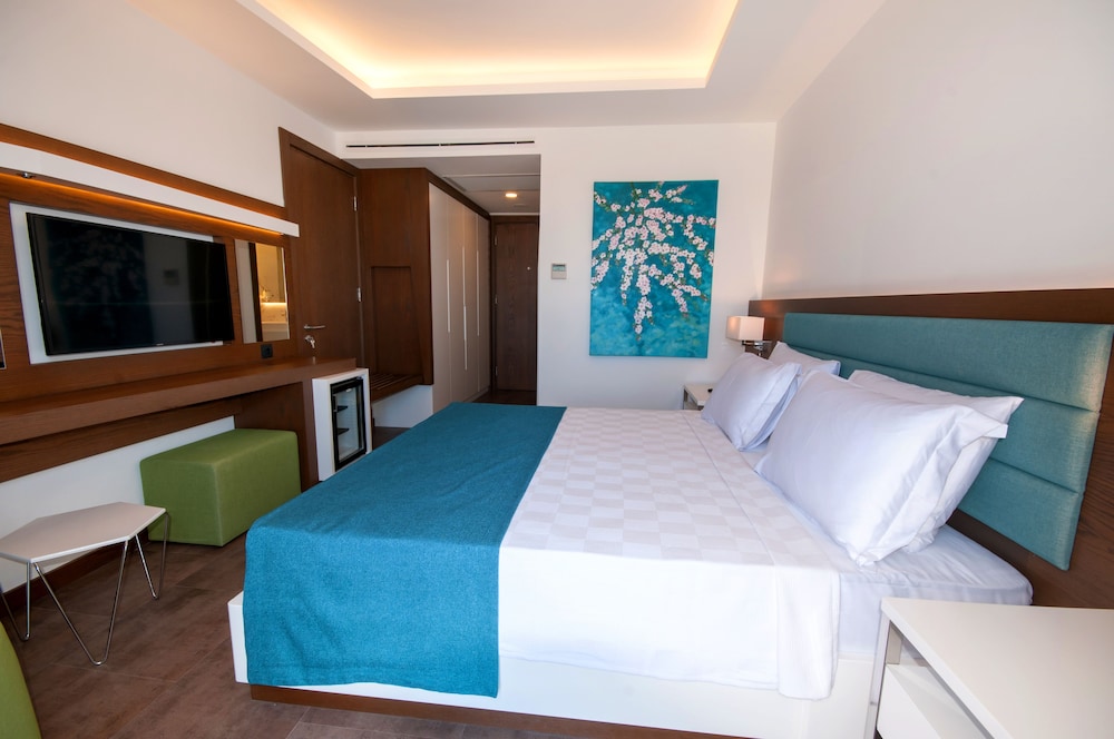 Acroter Hotel & Spa 17/50