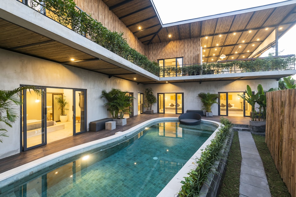 Canggu Dream Studios and Villas 25/48
