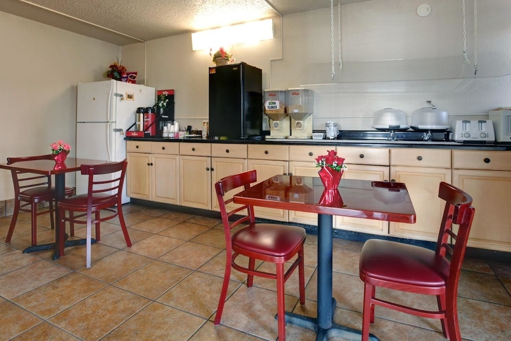 Americas Best Value Inn Alachua 10/14