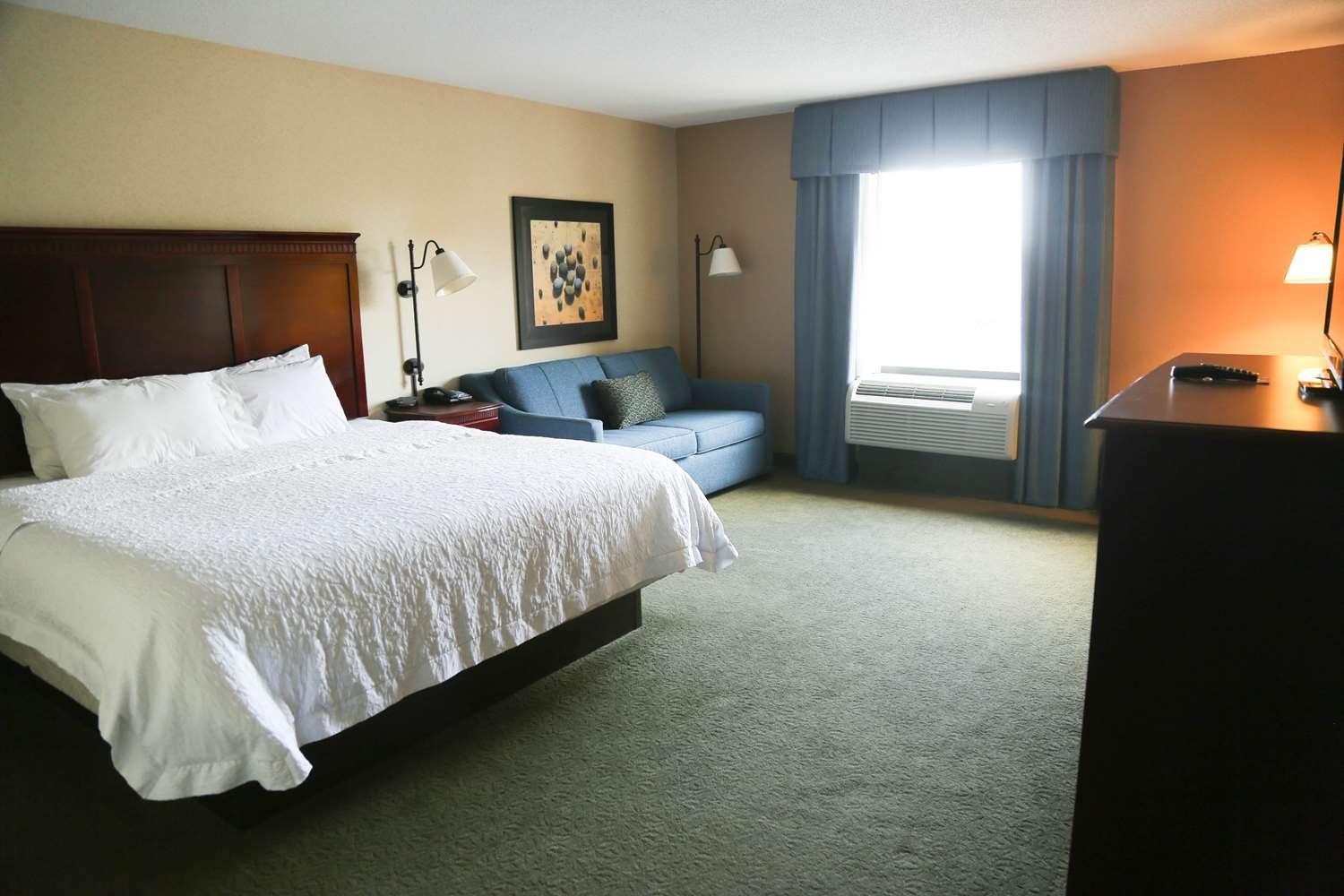 Study, King Bed