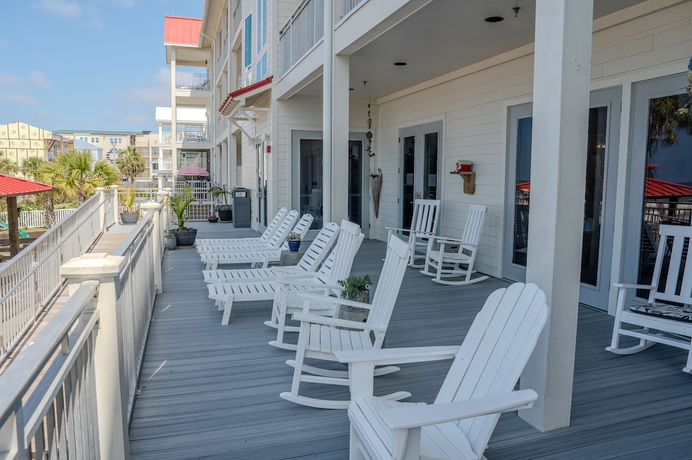 Driftwood Inn 42/50