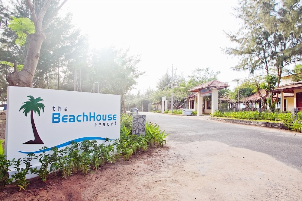 The Beach House Resort 11/56