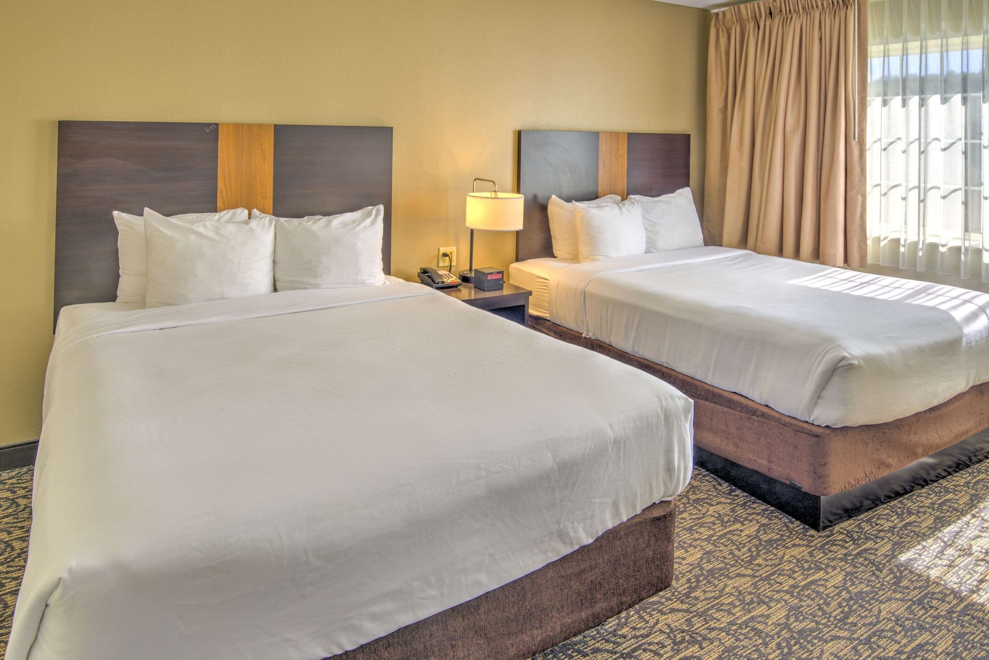 SUITE, 2 QUEEN BEDS, SOFA