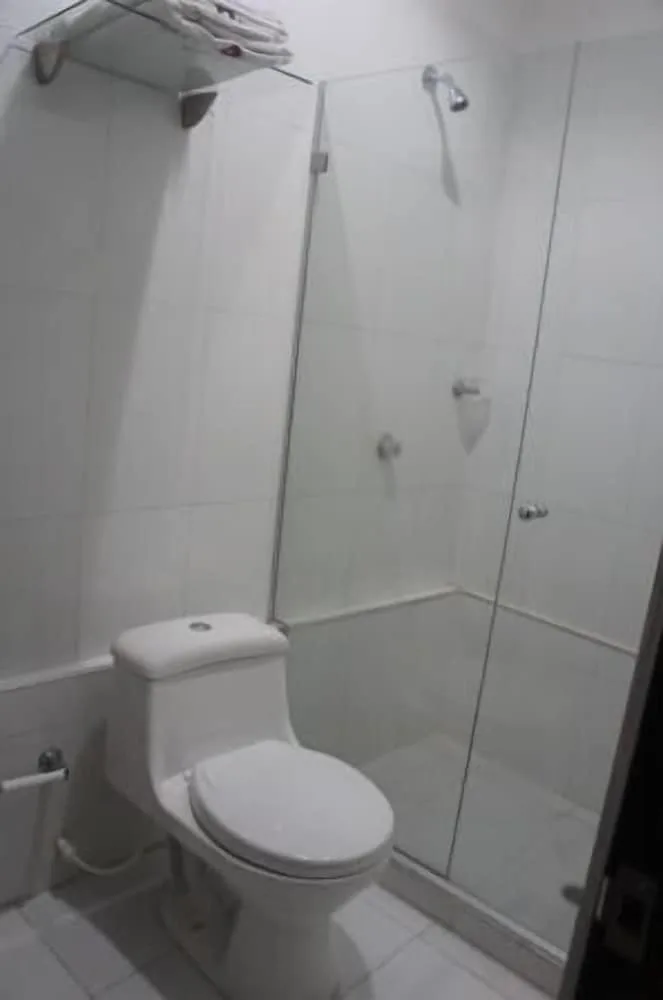 Hotel Monaco Real 49/50