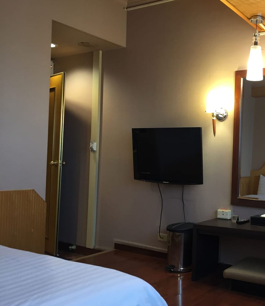Goodness Hotel 21/41