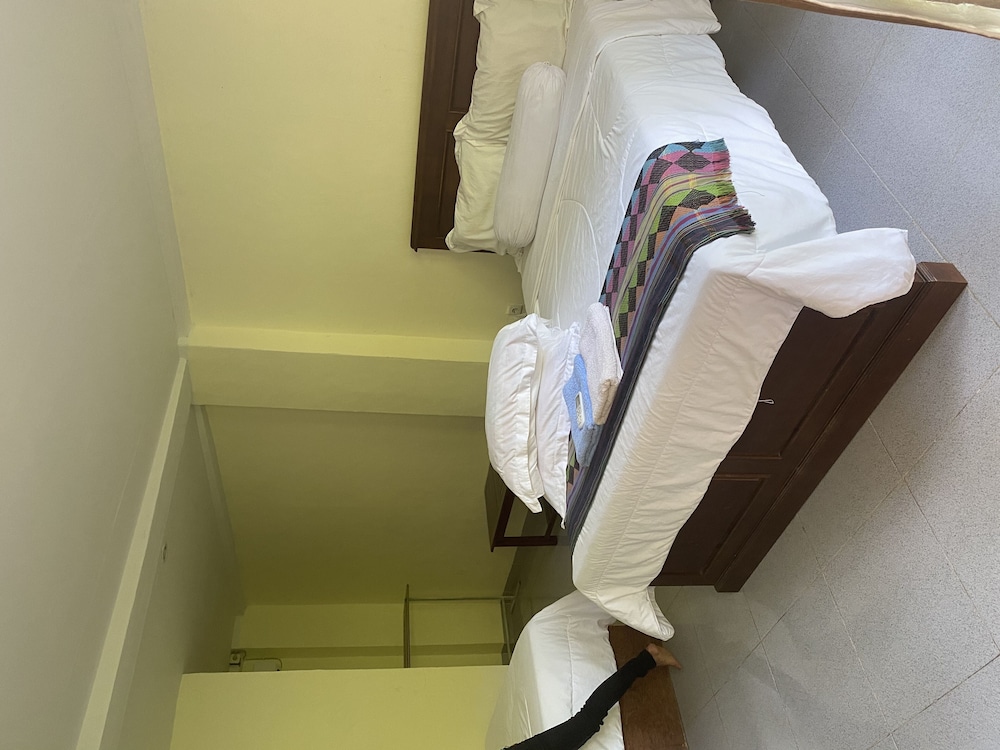 Pesona Restaurant And Room 9/29