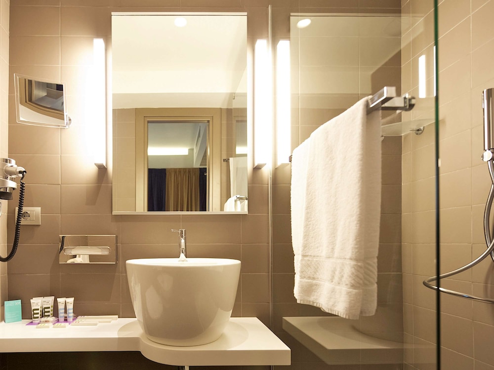 Mercure Roma Centro Colosseo 27/71