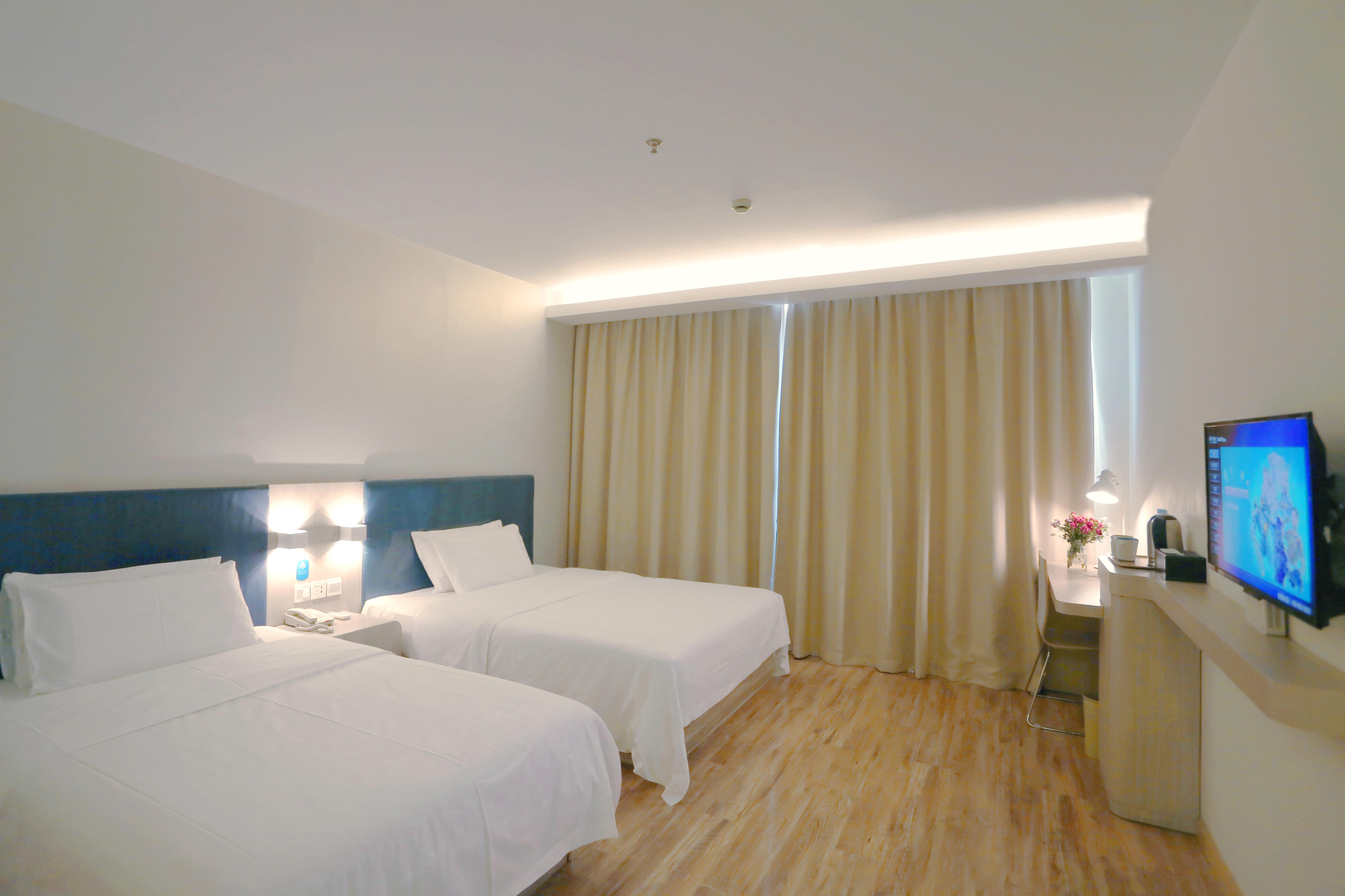 Hanting Hotel Shanghai Wujiaochang 5/27