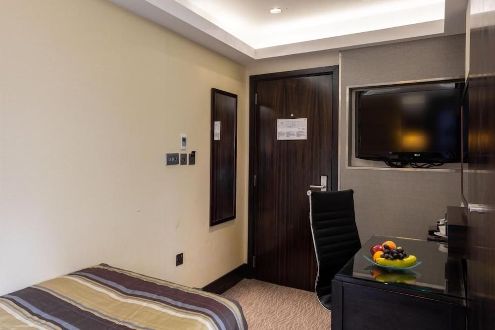 Park Grand Mayfair 34/40