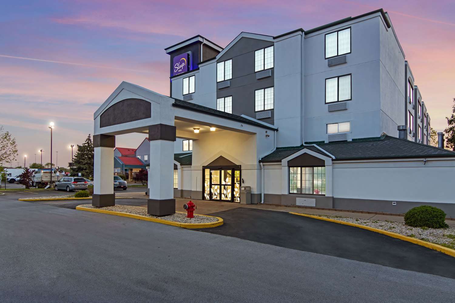 Sleep Inn near I-80 and I-94 25/27