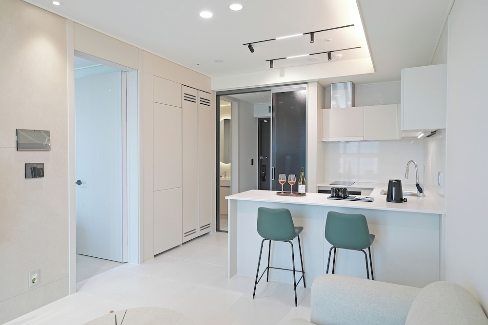 Sota Suite Busan Seomyeon 40/51