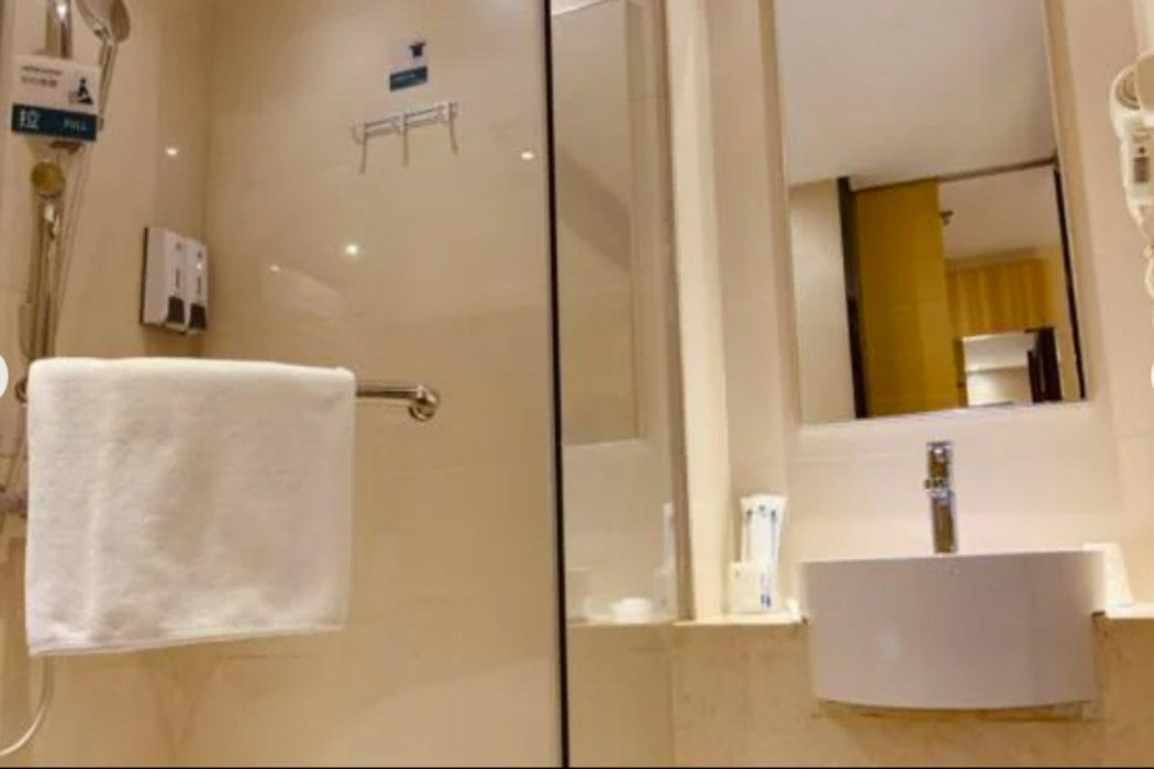 City Comfort Inn (Shenzhen Nanshan Hi-Tech Industrial Park Majialong) 35/36