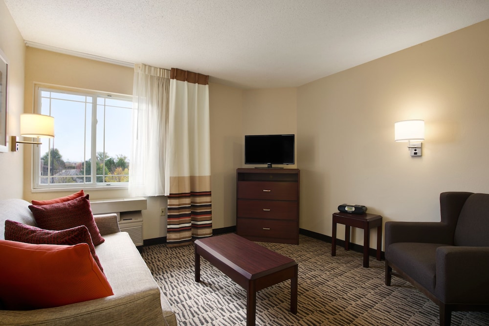 MainStay Suites Chicago Hoffman Estates 15/26