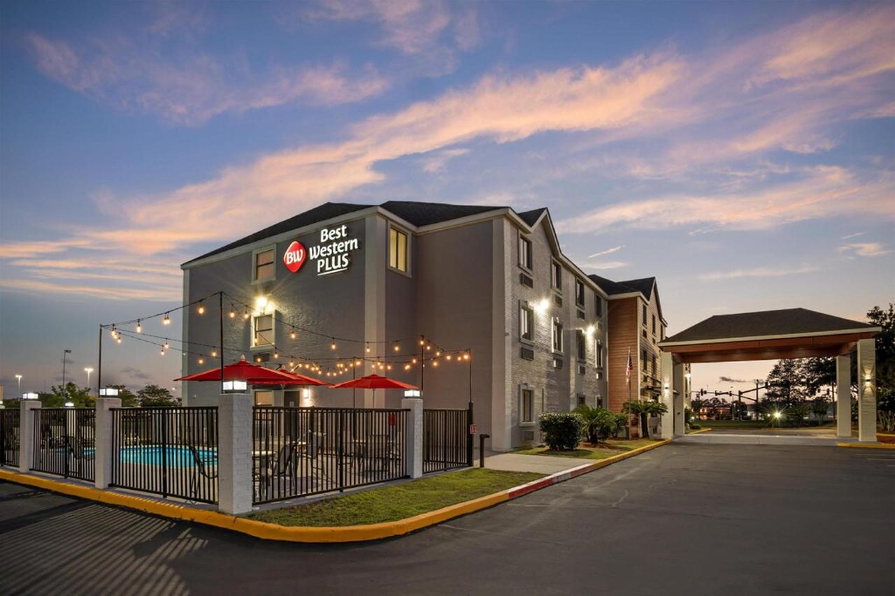 Best Western Plus D'Iberville 2/20