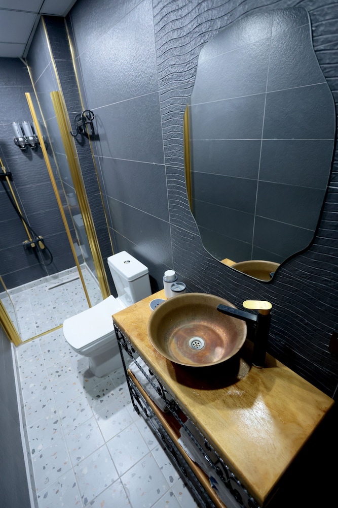 Astarte Hotel 30/50
