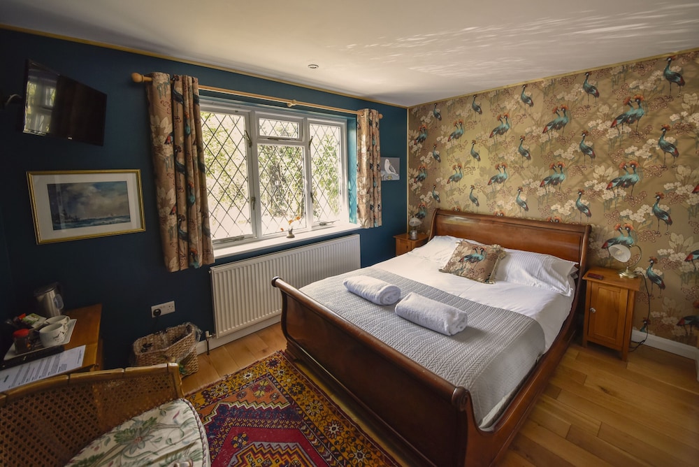 24 Ward Avenue 12/47