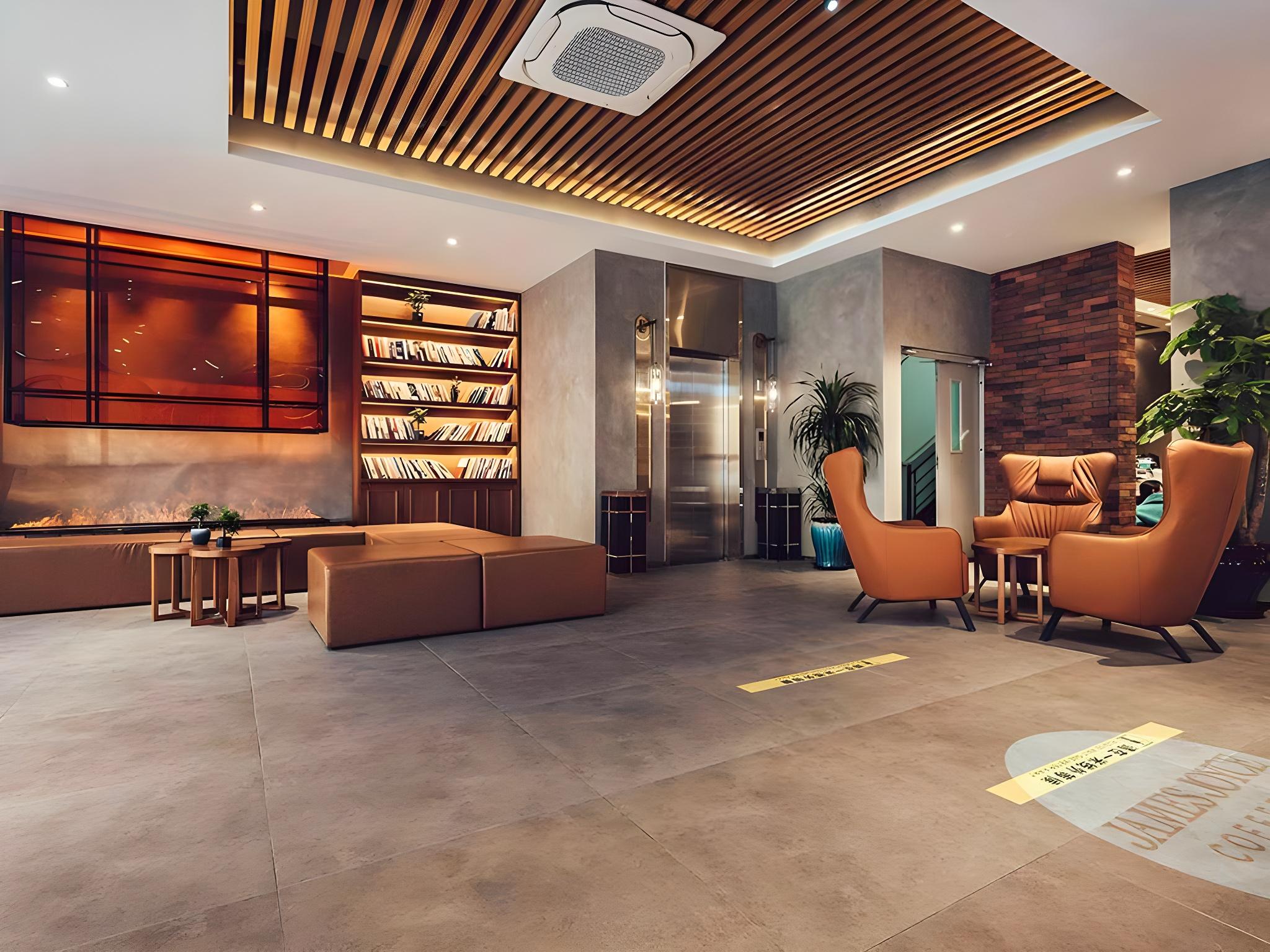 James Joyce Coffetel (Beijing Daxinghuangcun Zaoyuan Subway Station) 35/46