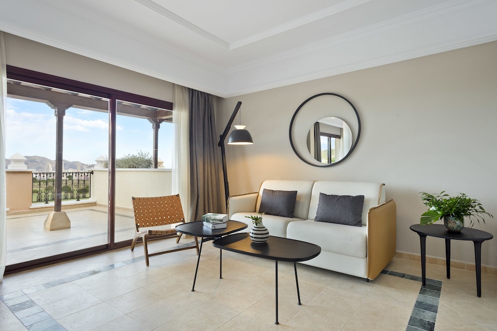 The Level At Melia Villaitana 34/50