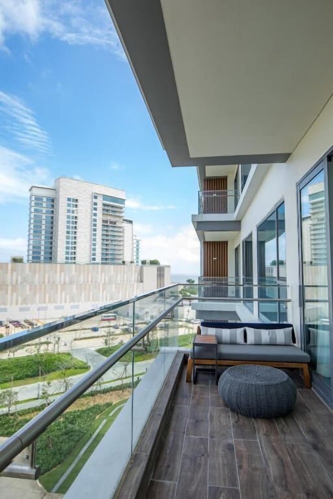 Hoiana Residences 63/65