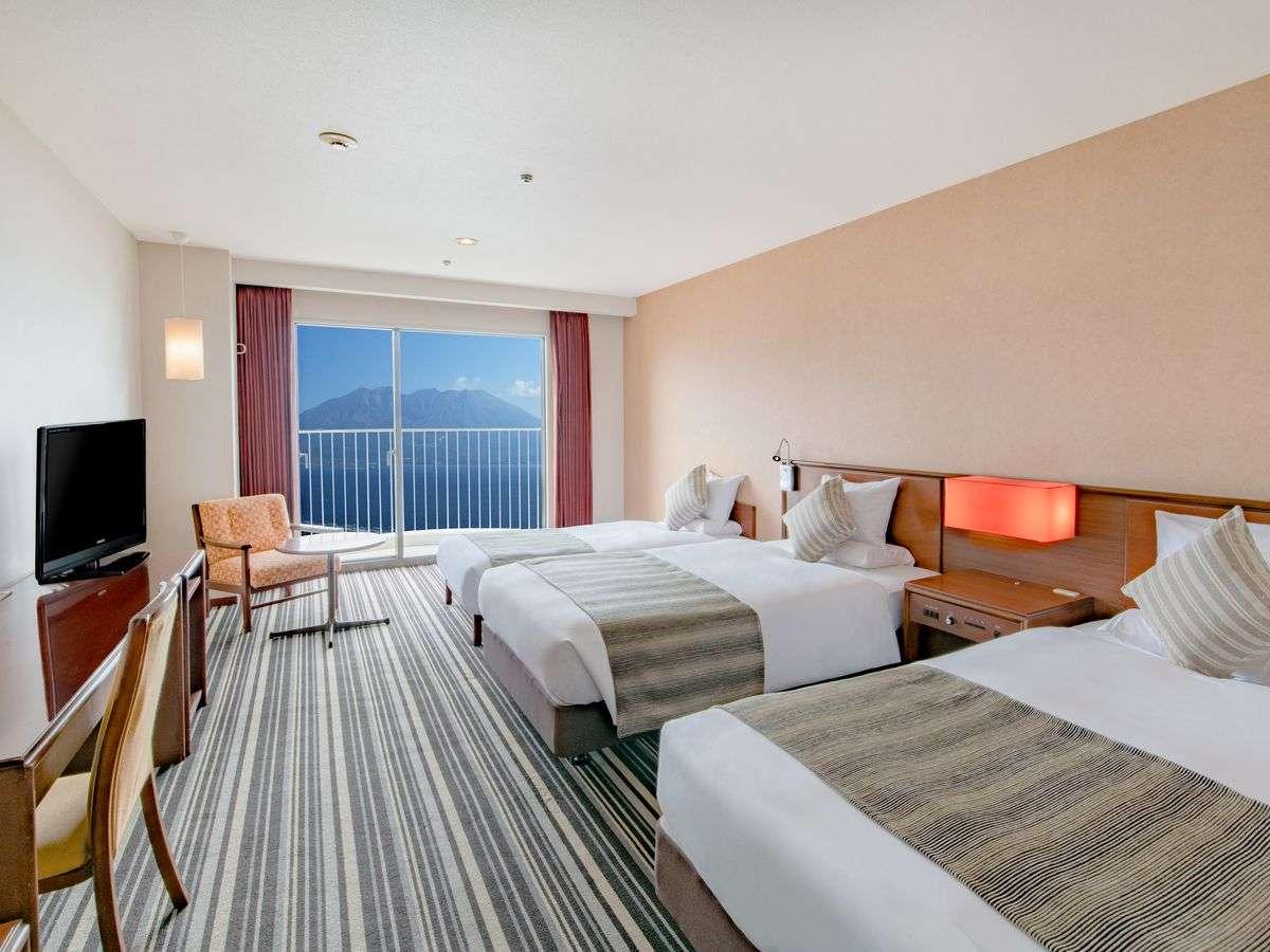 Superior, Triple, Twin Beds, Sofa