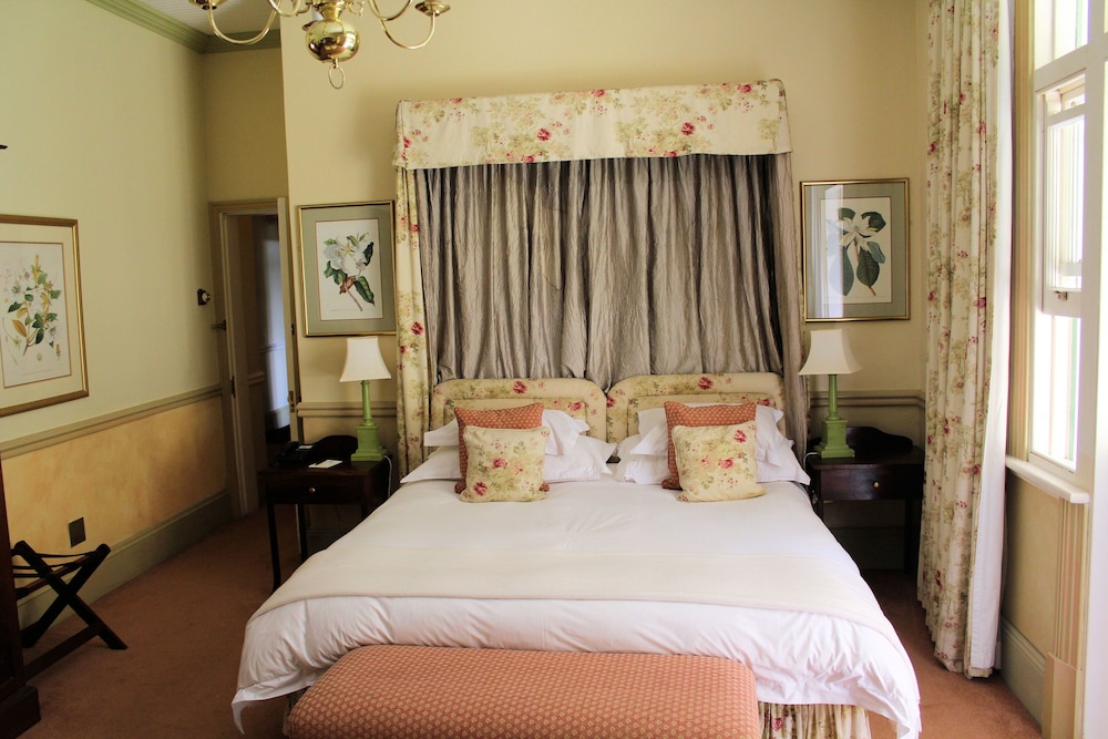 Hacklewood Hill Country House 22/70