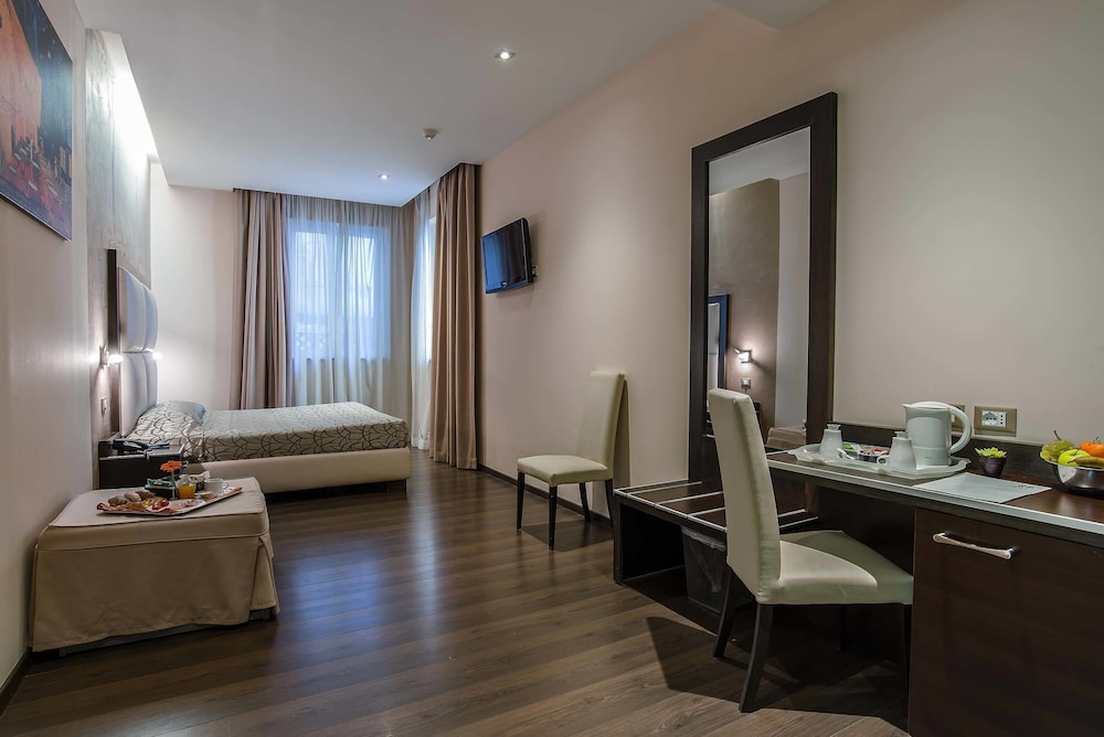 Catone District Hotel 39/60