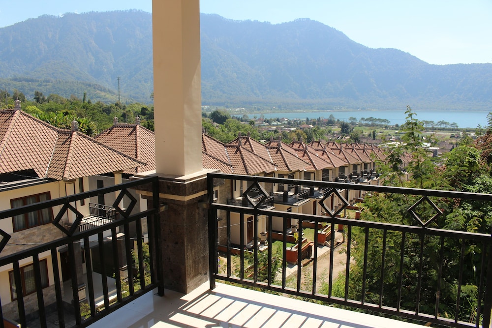 Clv Hotel Villa 47/49