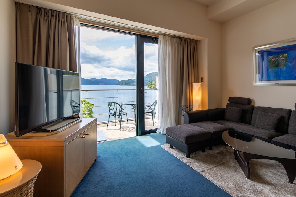 Hakone Hotel 46/72