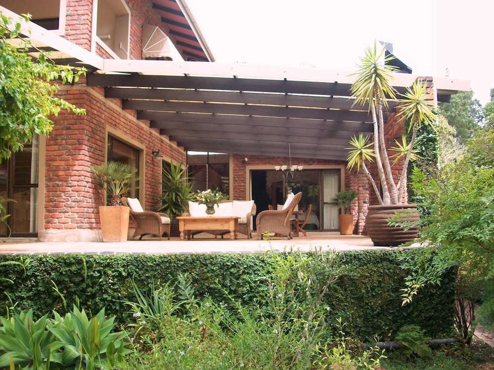 Aziza Guesthouse 28/36