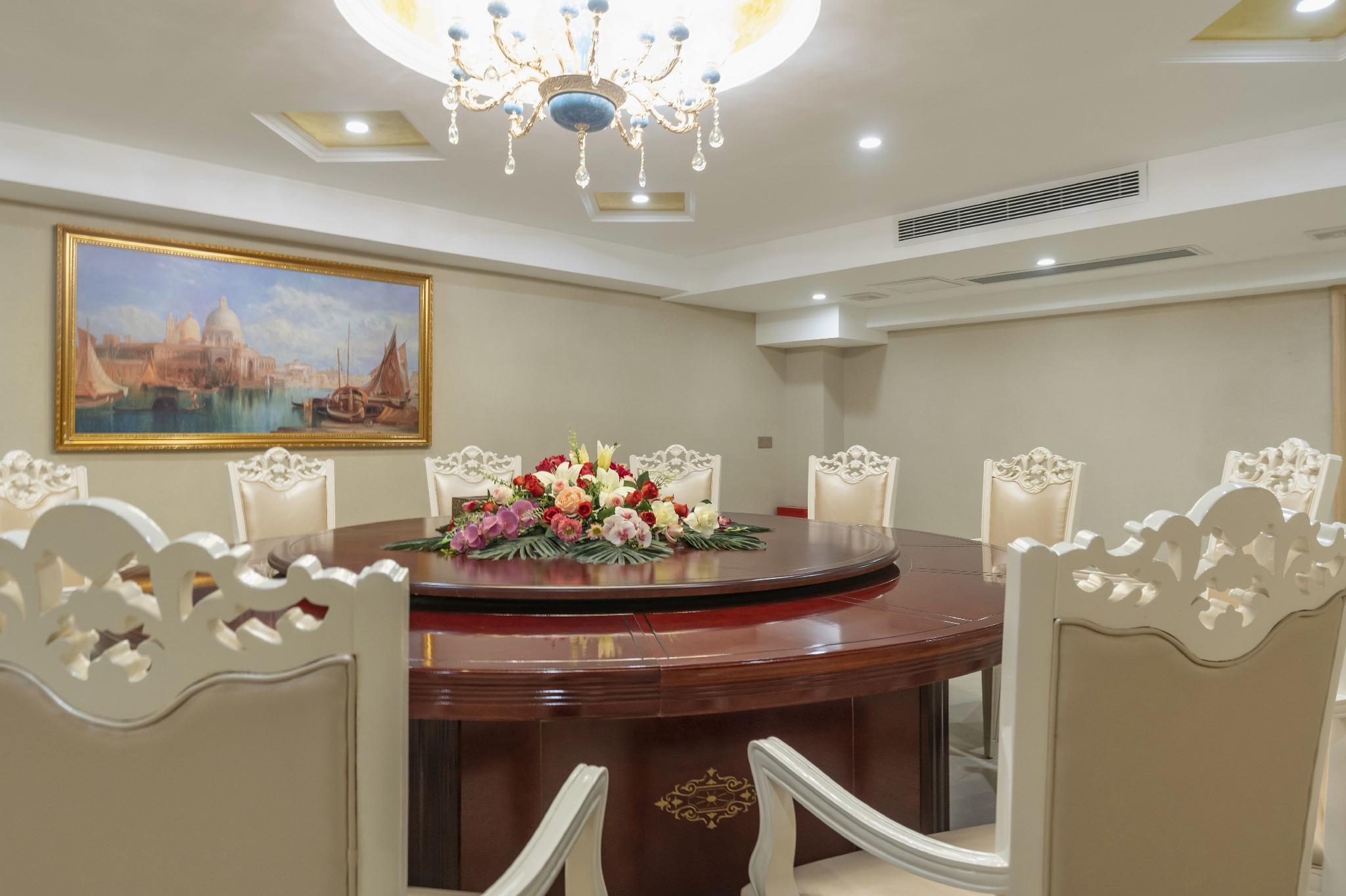 Vienna International Hotel (New Economic Development Zone store of Nanchang West Railway Station) 17/48